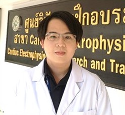 ชานนท์
