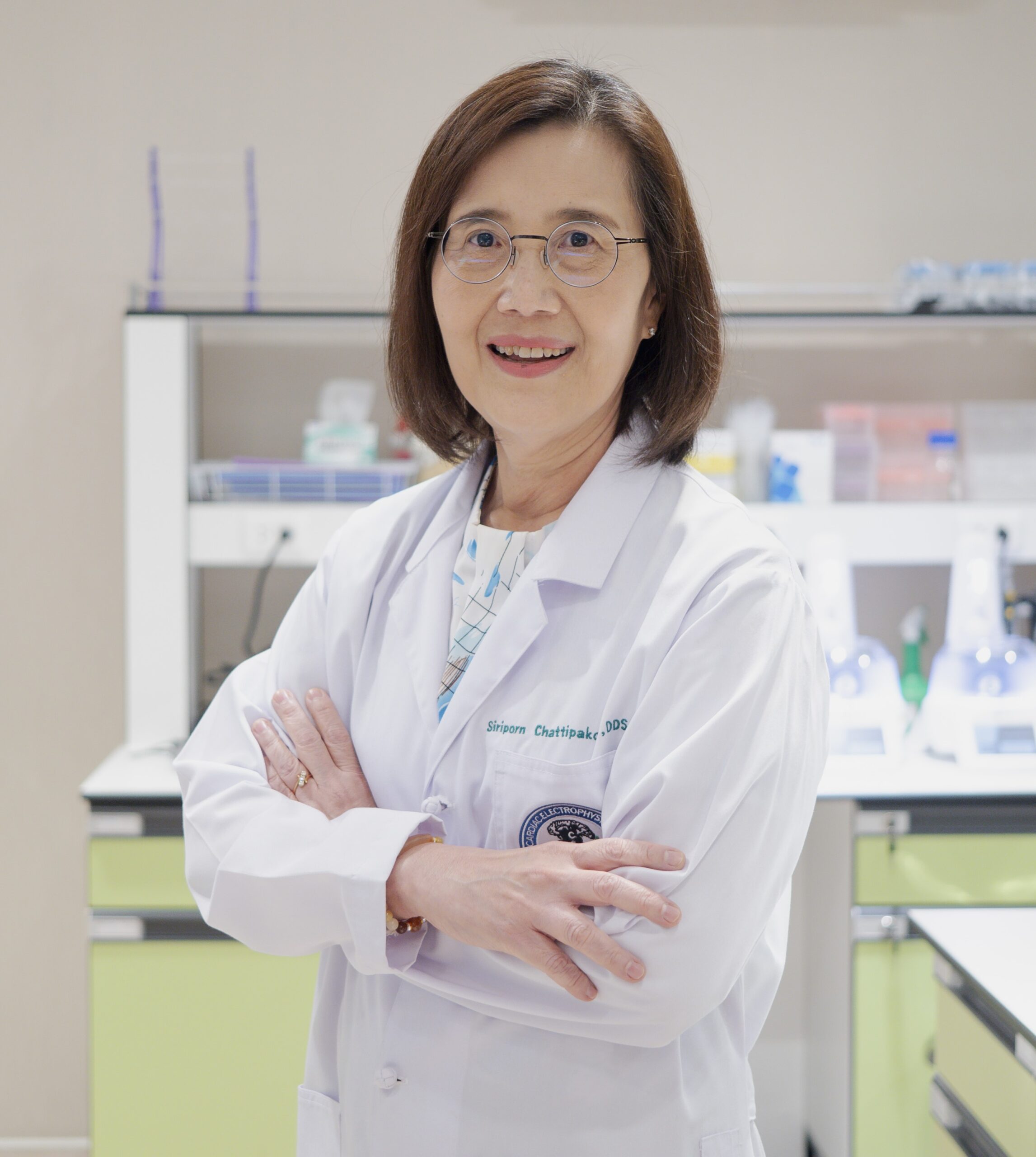 Prof Siriporn_0